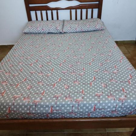 Appartement Kitnet simples de 2 quartos à Cabo Frio Extérieur photo